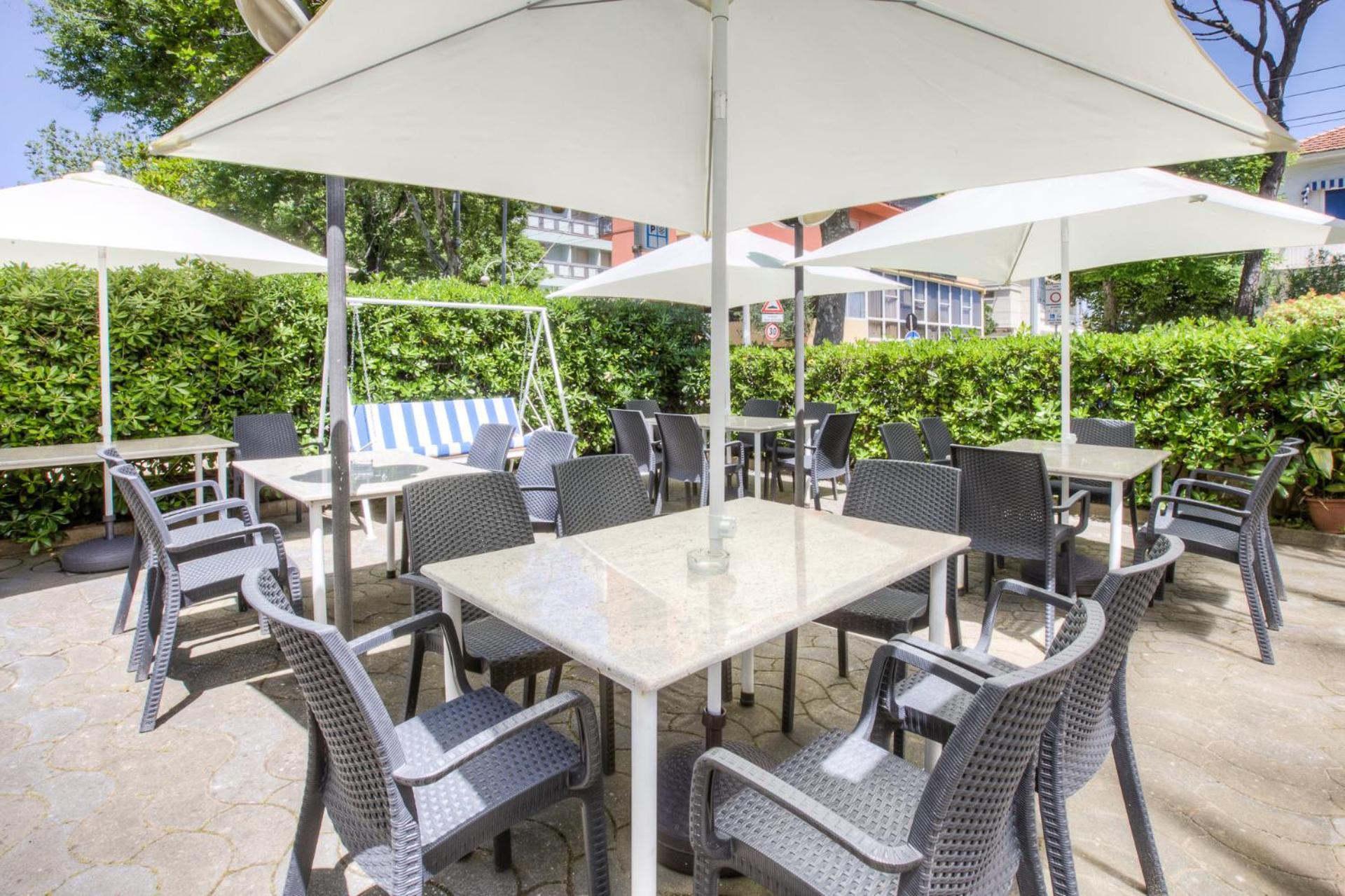 Hotel Taunus - Vista Mare Riccione Exterior photo