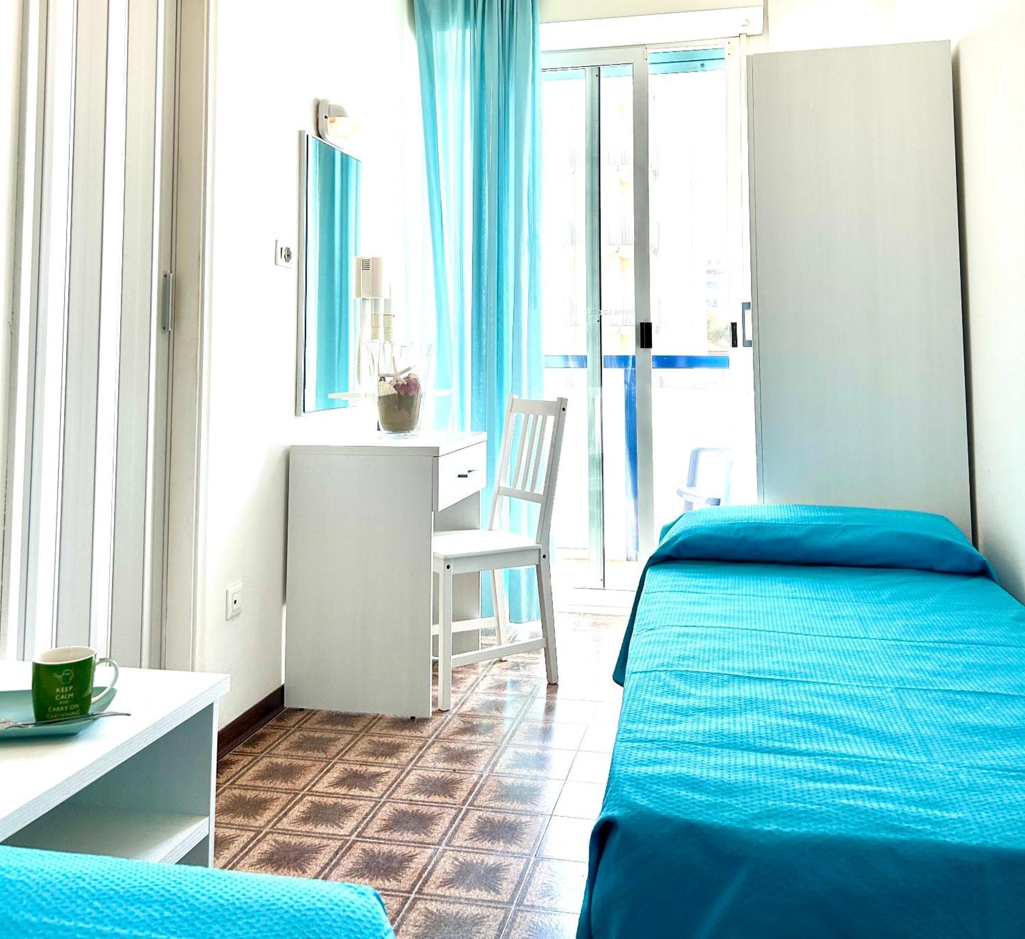 Hotel Taunus - Vista Mare Riccione Exterior photo